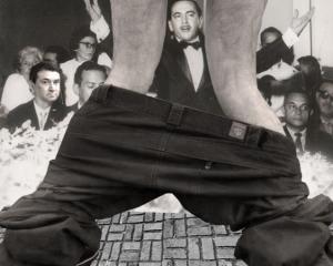 "ABAIXE AS CALÇAS, PREFEITO!"